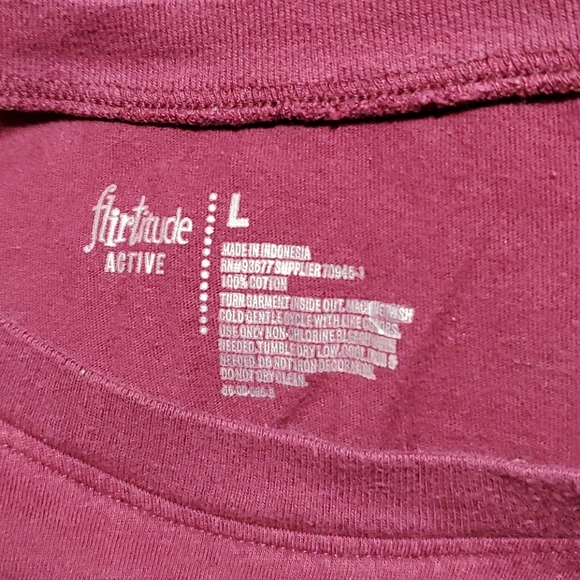 Flirtitude Crop Top - Picture 3 of 3